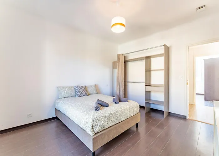 Spacieux T6 Du Pouset - 10 Personnes Equipe Apartment *