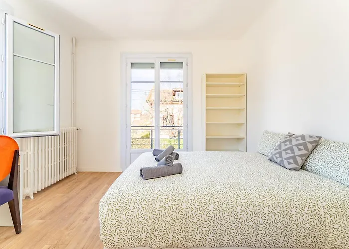 Spacieux T6 Du Pouset - 10 Personnes Equipe *