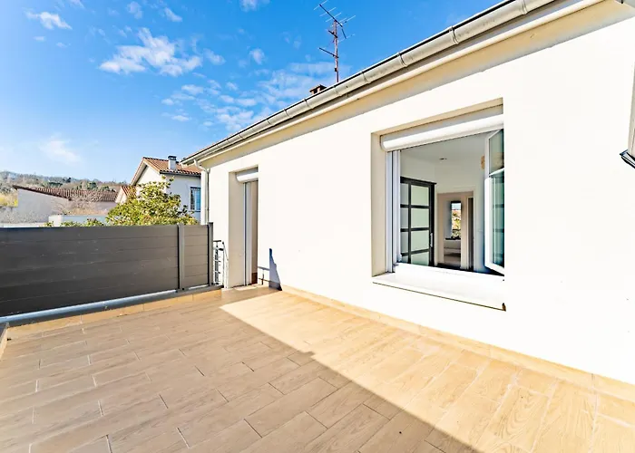 Spacieux T6 Du Pouset - 10 Personnes Equipe Apartment