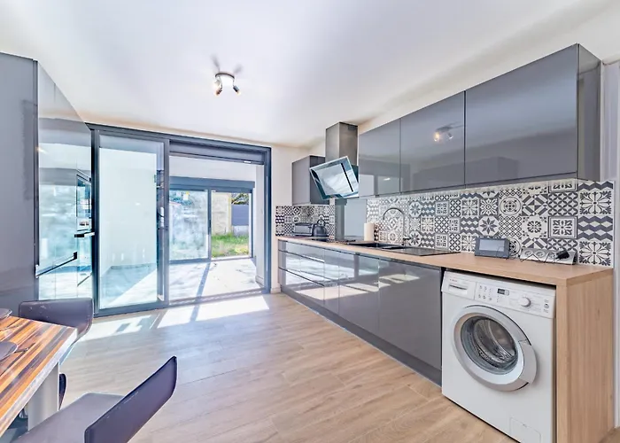 Spacieux T6 Du Pouset - 10 Personnes Equipe Tuluza