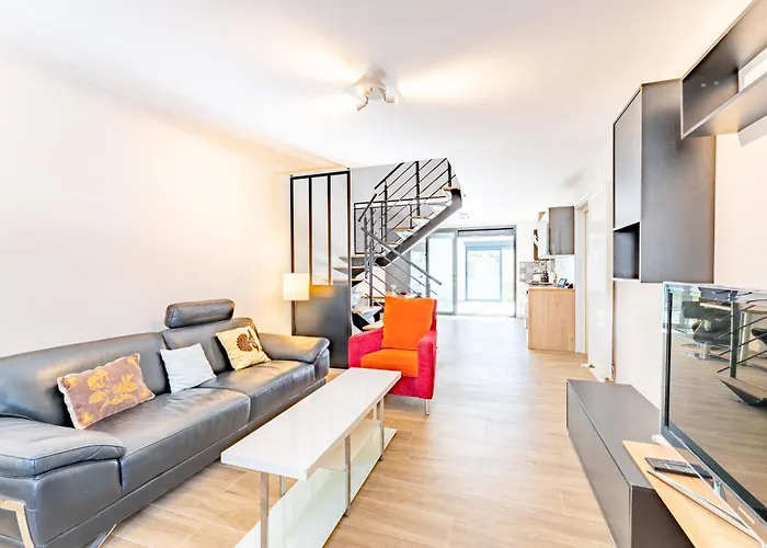 Apartment Spacieux T6 Du Pouset - 10 Personnes Equipe Toulouse