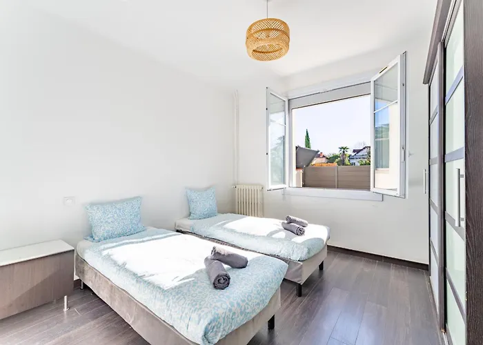 Apartament Spacieux T6 Du Pouset - 10 Personnes Equipe